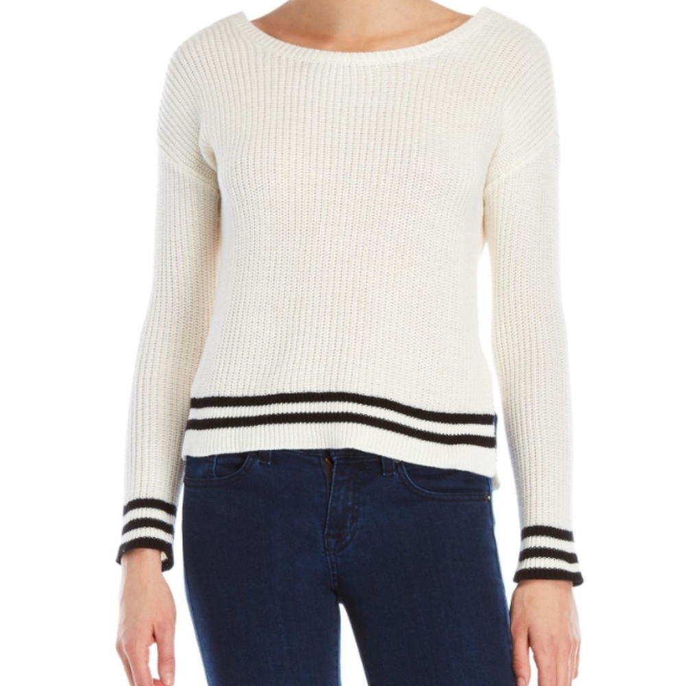 Long sleeved knit sweater